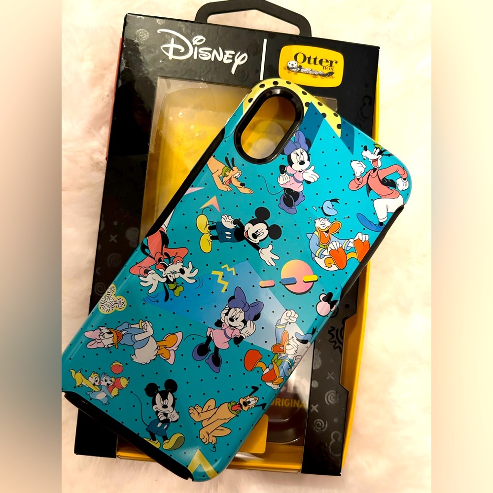 Otterbox Iphone Case - Nostalgic Mickey